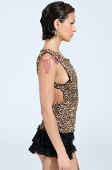 CHOLE OPEN BACK & SMOCKED BODY TOP