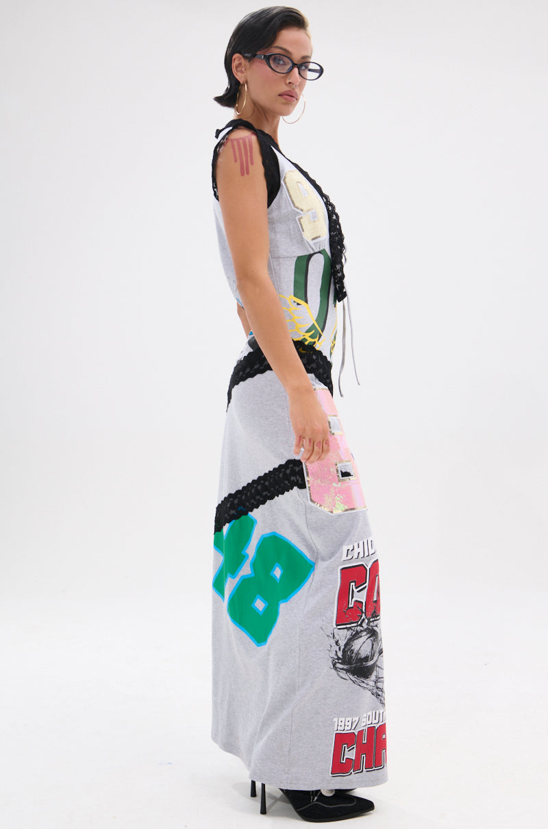 INSTA SAW IT FIRST GRAPHIC MAXI DRESS