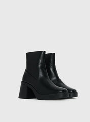Halo Boots Black