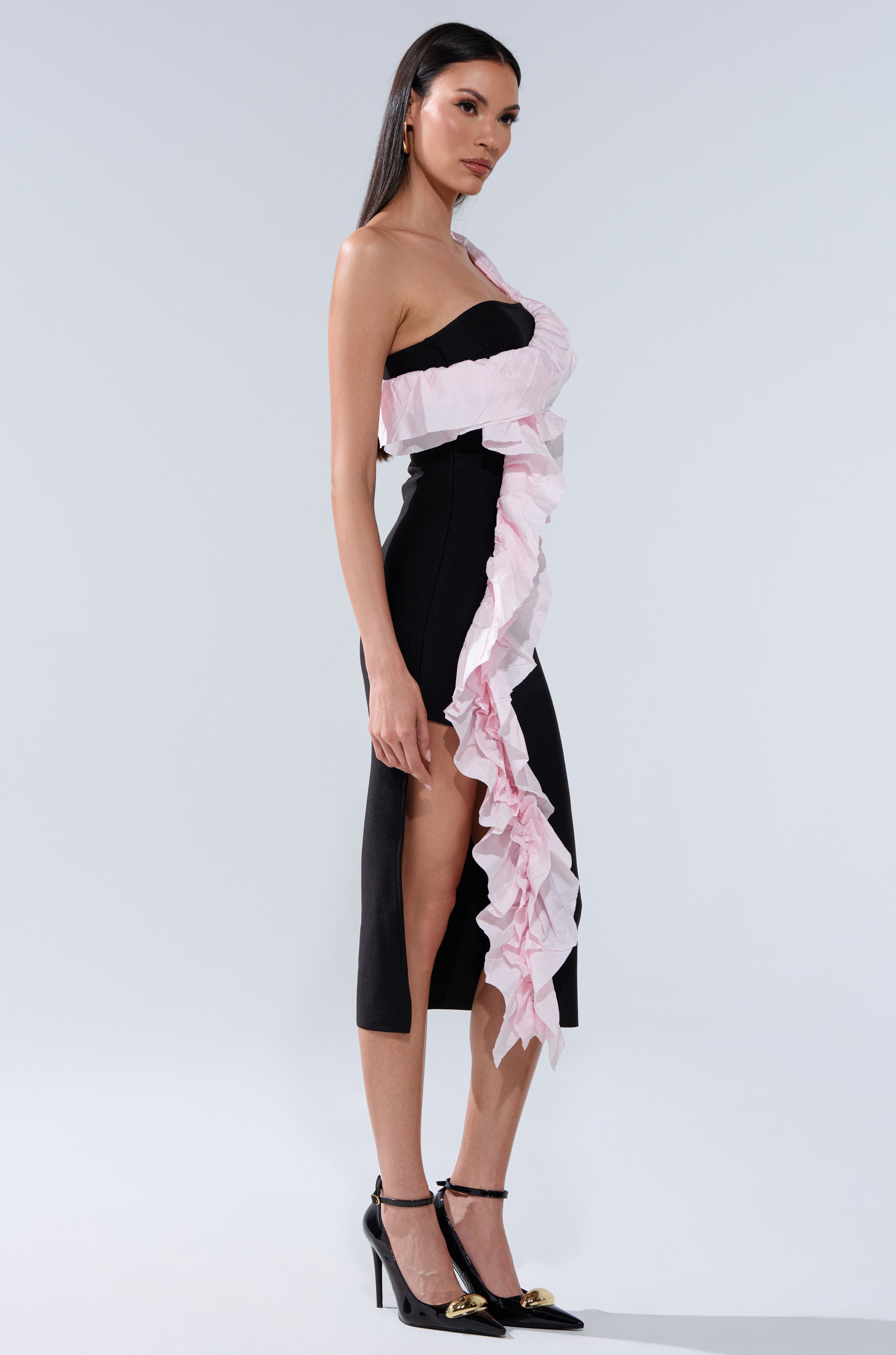 SOFT FLEX BANDAGE MIDI DRESS WITH RUFFLE DETAIL