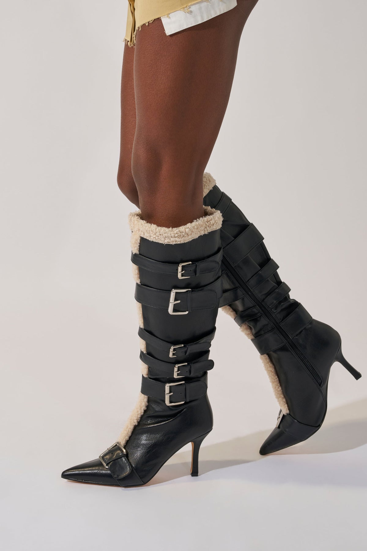AKIRA GOLD FIERO BLACK PU AND SHERPA BUCKLE