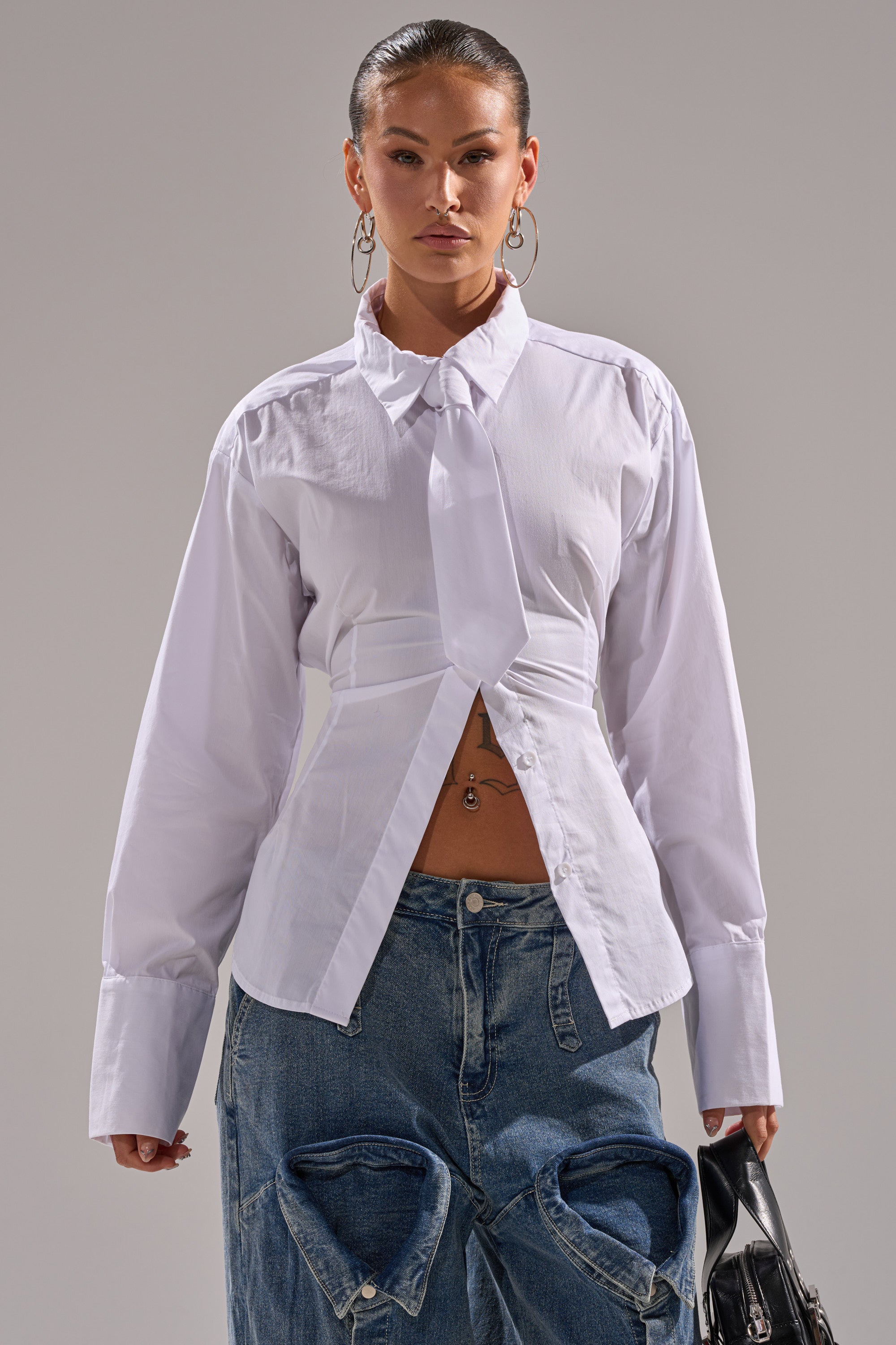 BUSINESS BUTTON DOWN