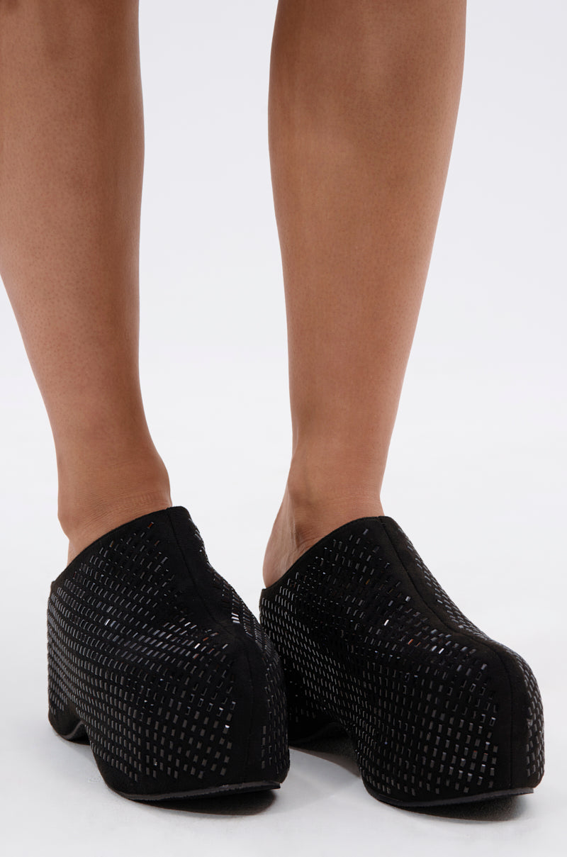 AZALEA WANG ROMESCO BLING FLATFORM CLOG IN BLACK