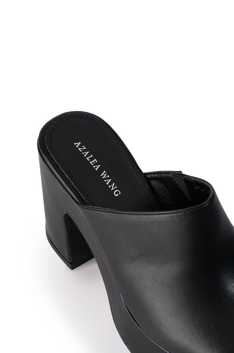 AZALEA WANG CAMBRIA BLACK CHUNKY CLOG