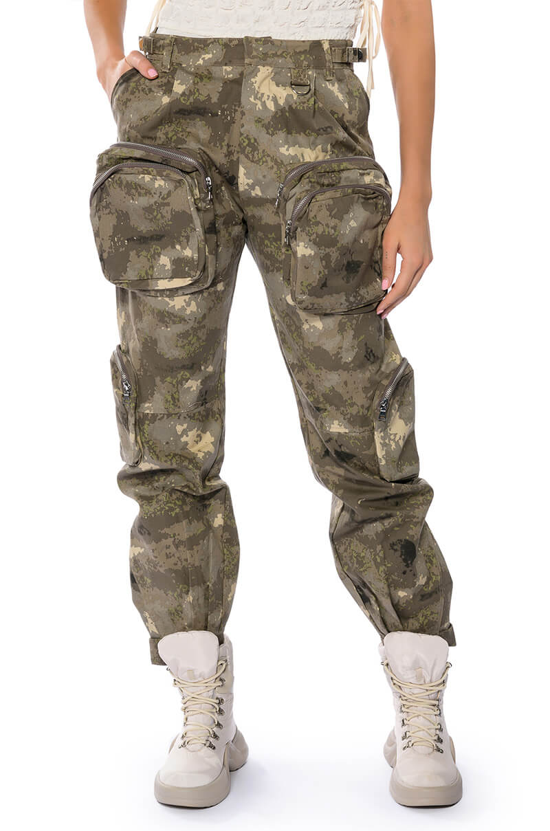 SHOW UP POCKET DETAIL CARGO