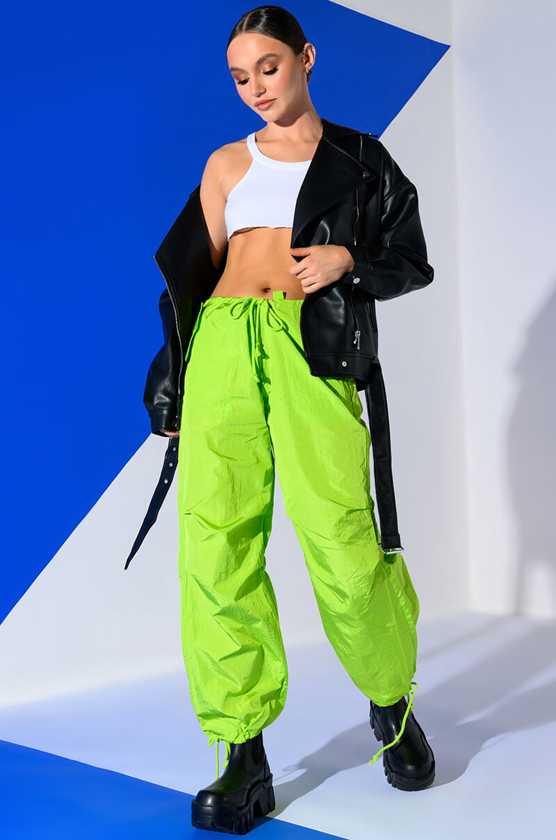 TOO LEGIT WIDE LEG CARGO PANTS