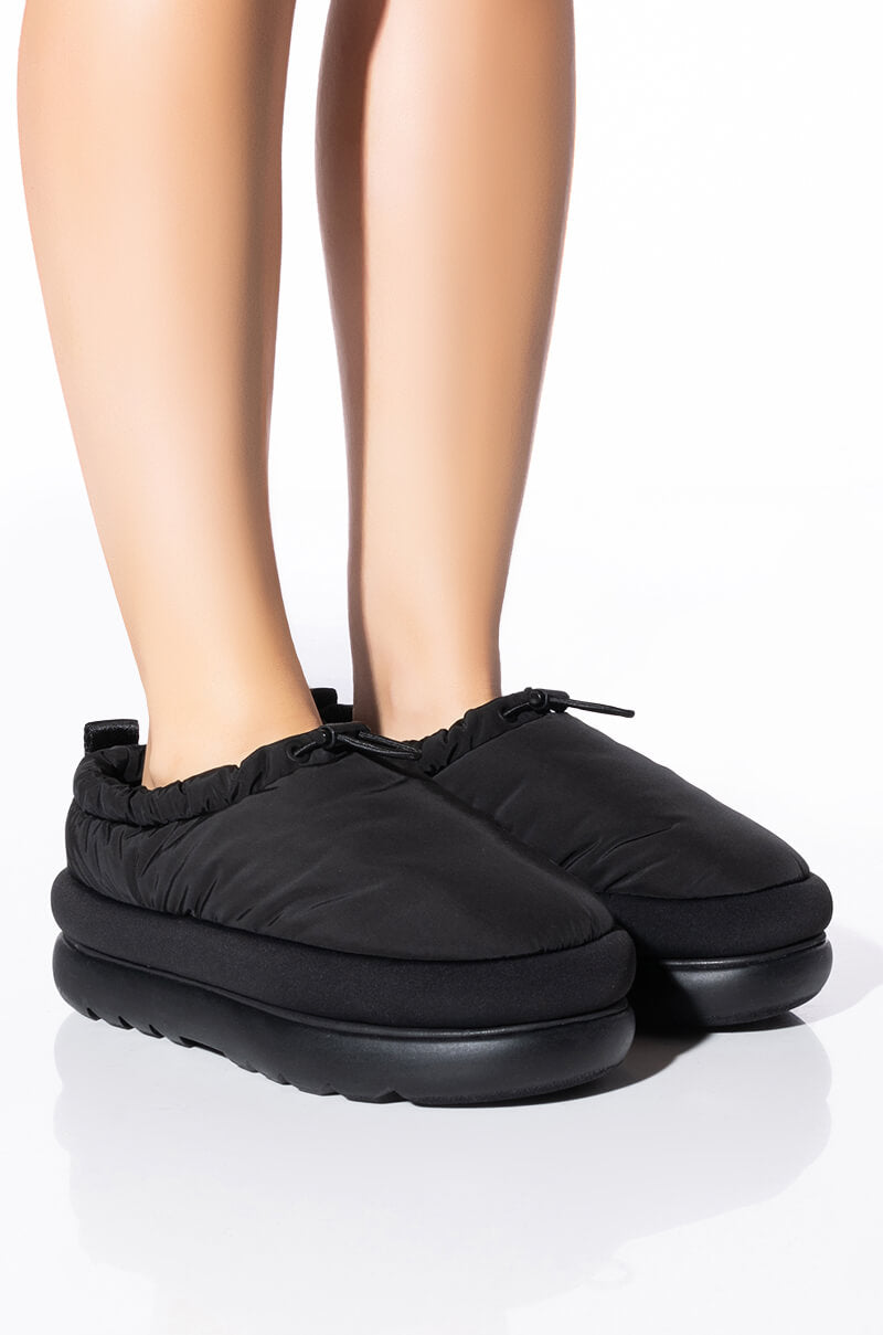 UGG MAXI CLOG